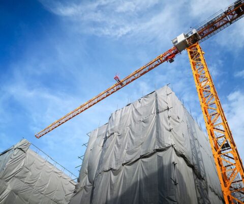 6 Industrial Applications of Tarpaulin